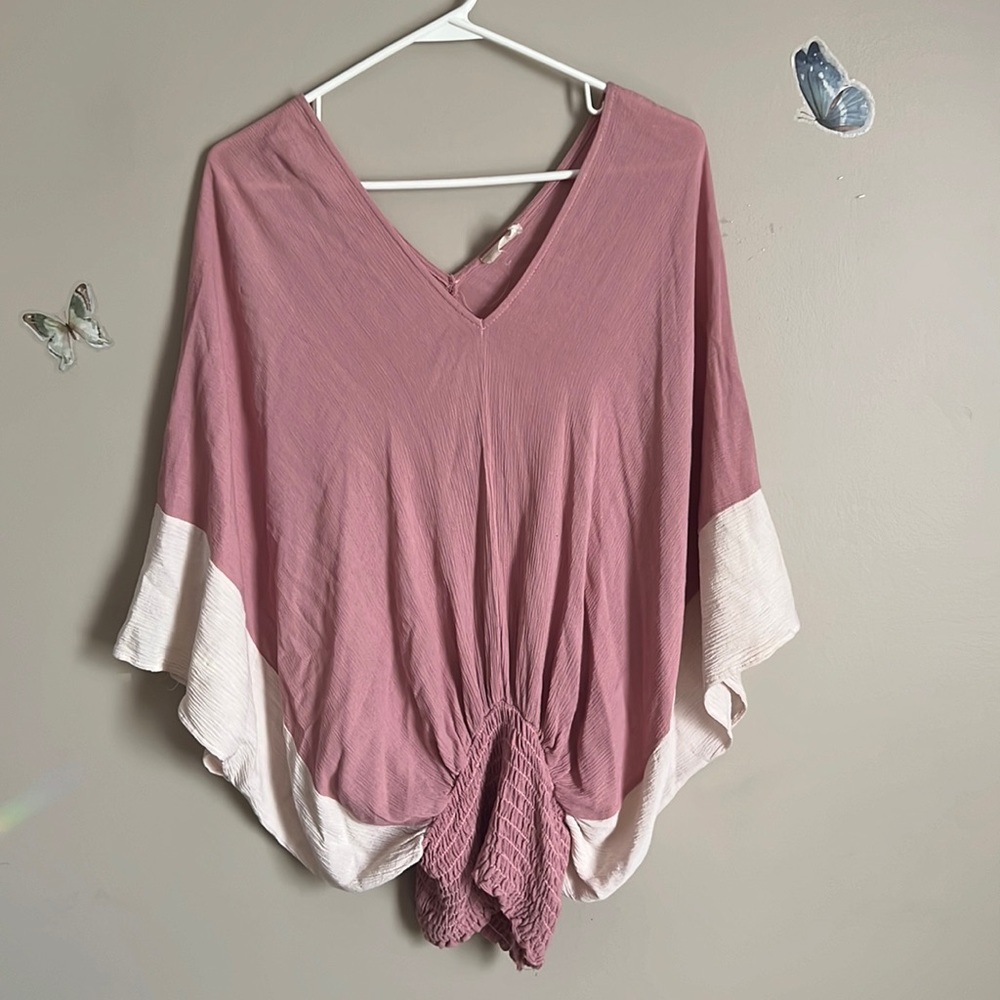 pink top